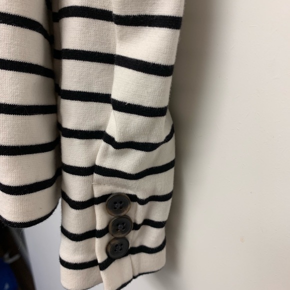 Old Navy striped blazer - Picture 5 of 5